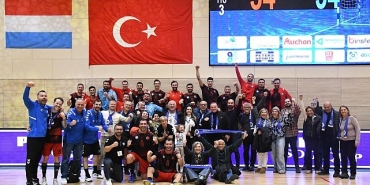 nilufer-belediyespor-avrupada-son-16ya-yukseldi.jpg