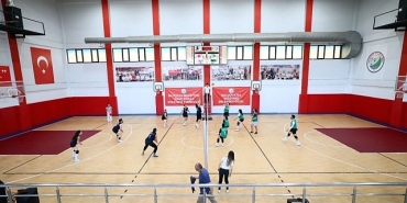 onur-gunay-turnuvasinda-filede-vefa-ruzgari-esti.jpg