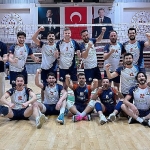 osmangazi-belediyespor-erkekler-voleybol-2-ligine-yukseldi.jpg