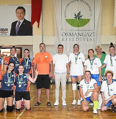 osmangazi-ve-varnadan-voleybol-dostlugu.jpg