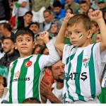 osmangazinin-miniklerinden-bursaspora-buyuk-destek.jpg