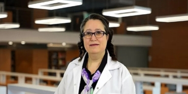 prof-dr-hulya-ensari-bagimlilik-bir-irade-sorunu-degil-biyopsikososyal-bir-hastaliktir.jpg