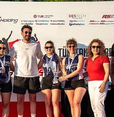 qnb-sigorta-kadin-voleybol-takimi-beach-volley-mastersta-ucunculuk-kupasinin-sahibi-oldu.jpg