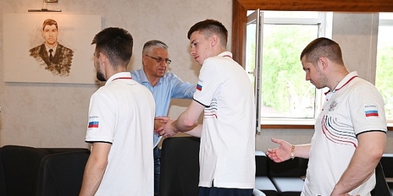 rusya-gorme-engelliler-futbol-milli-takimi-kemer-belediyesinde.jpg