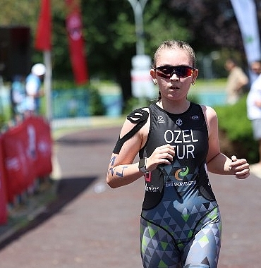 sukayparkta-sporun-kalbi-duatlon-musabakalariyla-atti.jpg