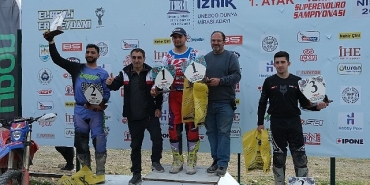 super-enduroda-2026-sezonu-iznikte-acildi.jpg