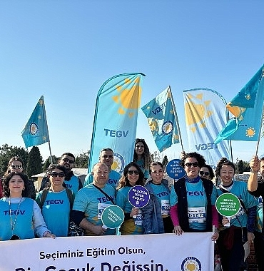tegv-runtalya-maratonunda-kosucularini-ariyor.jpg