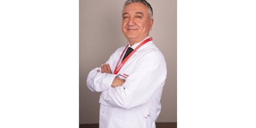 yaz-sicaklarinda-yetersiz-su-tuketimi-bobreklerinizi-yipratmasin.jpg