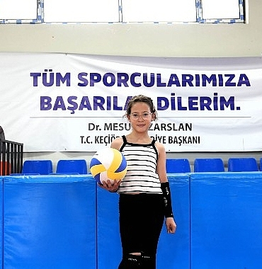 yaz-spor-okullarinda-binlerce-cocuk-ve-gence-ucretsiz-egitim.jpg
