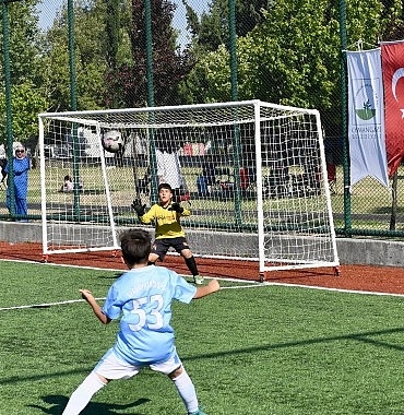 yildiz-cup-2025-futbol-turnuvasinda-kupalar-sahiplerini-buldu.jpg